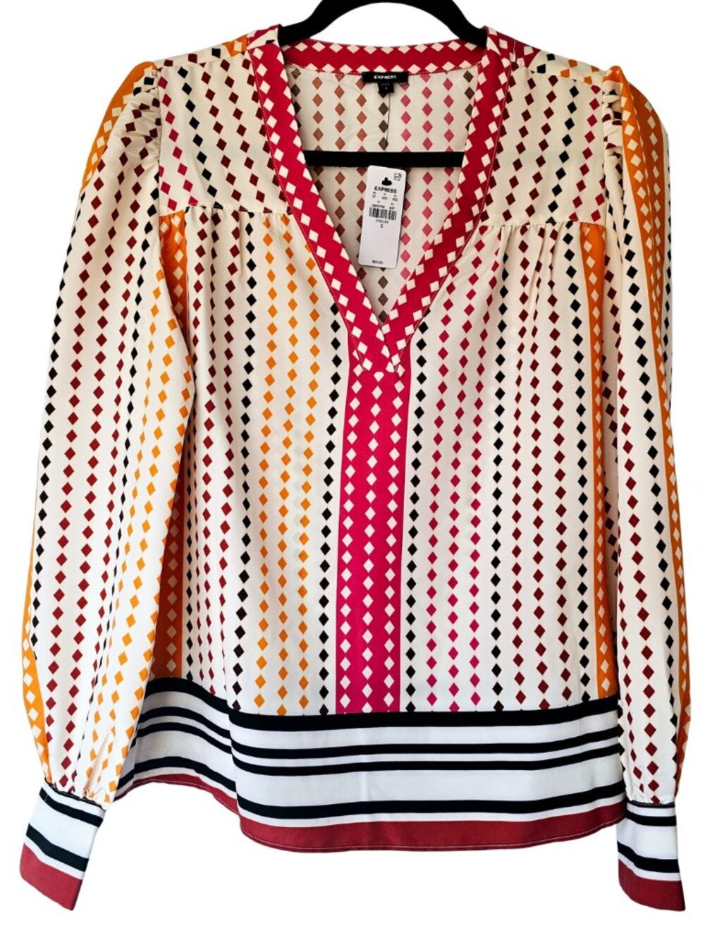 😍 NWT 😍 Express V-Neck Diamond Dot Long Sleeve Gathered Front Top, Size S